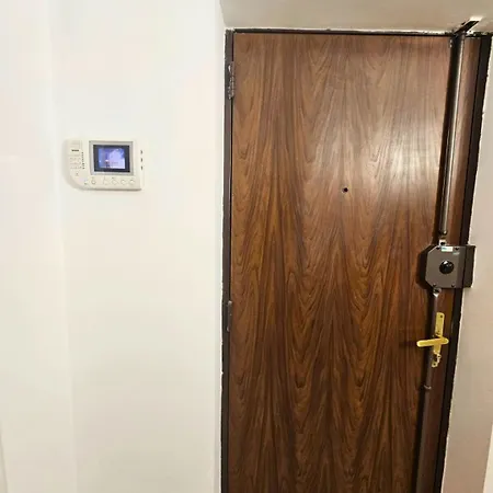 Apartment Boho Jungle By Hilton Iv Bucharest